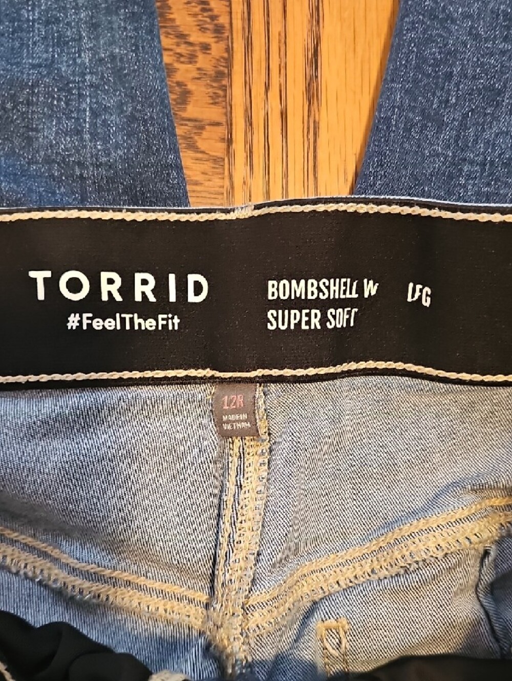 torrid Bombshell Wide Leg Dark Blue Jeans - Picture 3 of 5